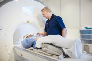 What to Expect With an MRI